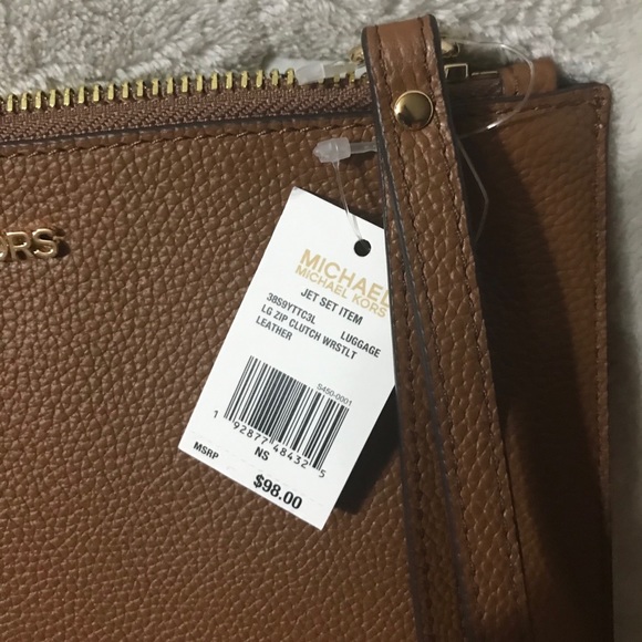 Michael Kors wristlet - Picture 2 of 2
